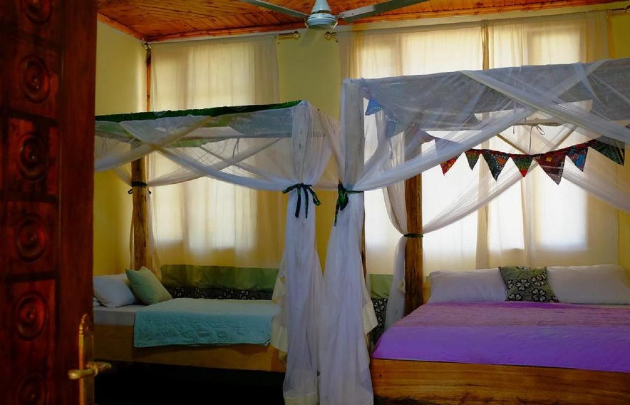 The Secret Garden Hotel Moshi Buitenkant foto