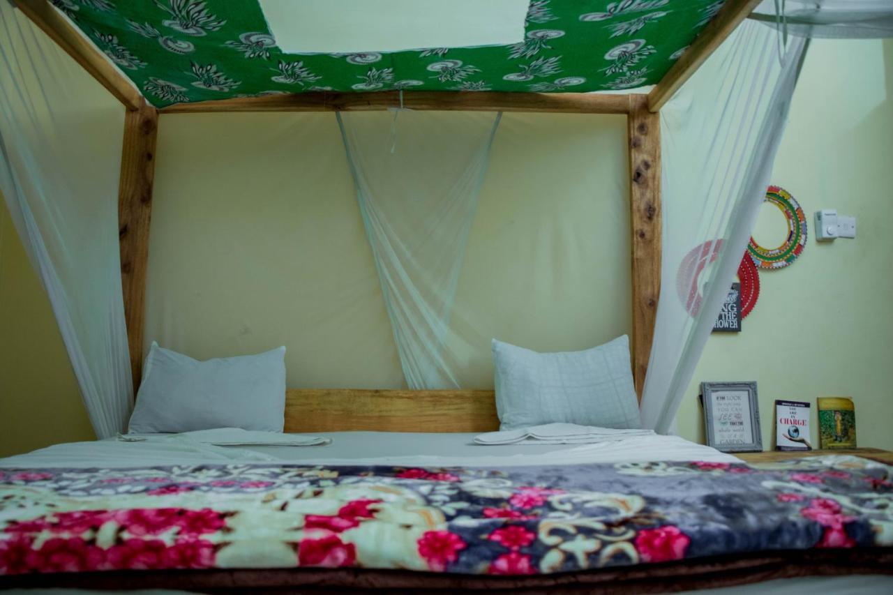 The Secret Garden Hotel Moshi Buitenkant foto