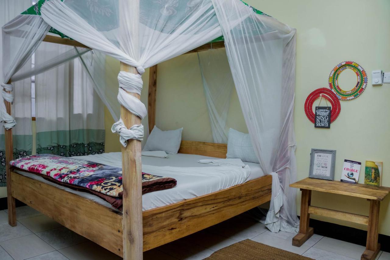 The Secret Garden Hotel Moshi Buitenkant foto